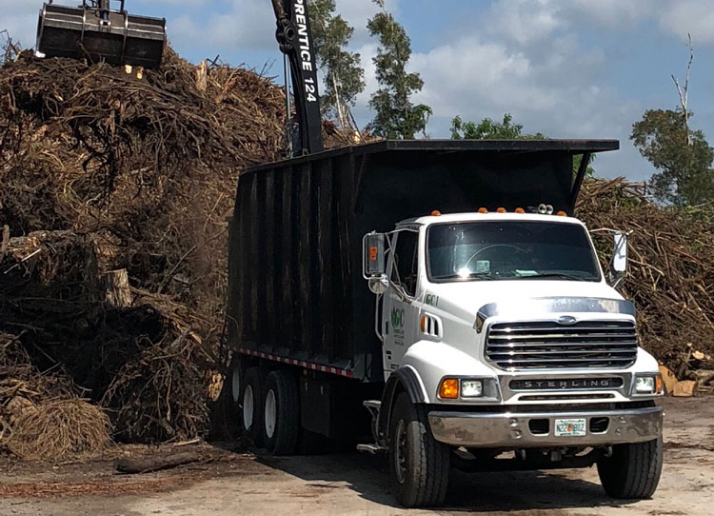 Grapple Truck Service